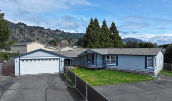 15923 BAY VIEW Dr, Brookings, OR 97415