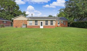416 Forest Glen Dr, Albany, GA 31707