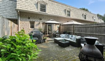 59 Corey Colonial 59, Agawam, MA 01001