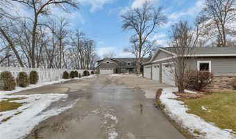 250 Three Havens Dr NE 4, Alexandria, MN 56308