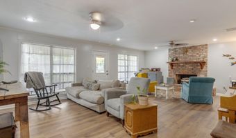 40 Hidden Hills Rd, Arnaudville, LA 70512