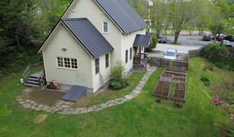 28 Greenleaf St, Brattleboro, VT 05301