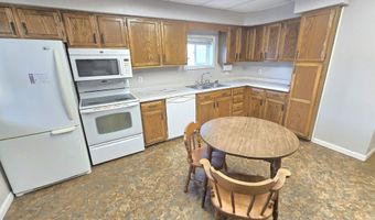 130 Dakota St, Akron, IA 51001