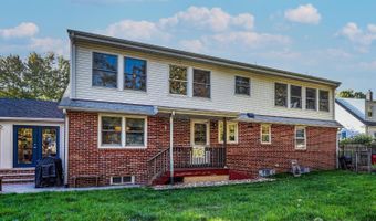82 Kempson Pl, Metuchen, NJ 08840