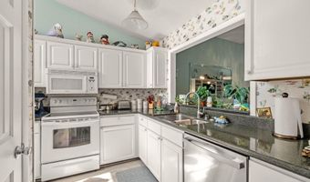 7 Marsh Harbor Dr D, Beaufort, SC 29907