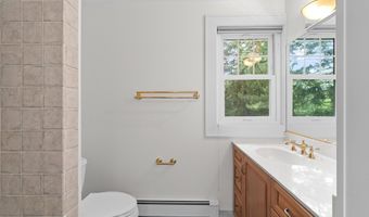 340 Orchard Hills Dr, Ann Arbor, MI 48104