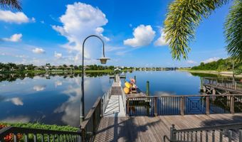 511 WINTERSIDE Dr, Apollo Beach, FL 33572