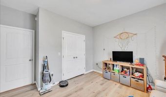 7570 Hustleville Rd, Albertville, AL 35951