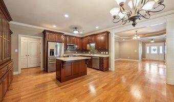 25112 Kingston Dr, Athens, AL 35613