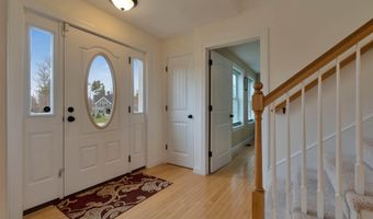 58 Village Place Dr, Barrington, NH 03825
