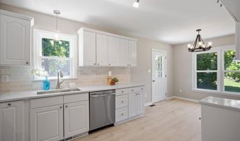 31 Fieldview Ct, Angier, NC 27501