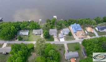 495 Shore Dr, Big Sandy, TN 38221