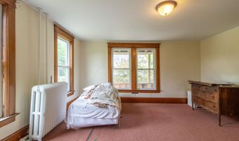 286 Carter St, Barnet, VT 05821