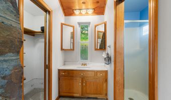 16 Lake St, Burlington, CT 06013