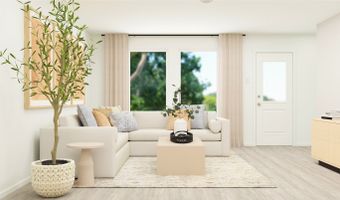 2 Robin Ct, Angleton, TX 77515