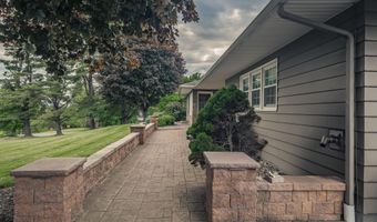 109 Golf Course Rd, Amsterdam, NY 12010