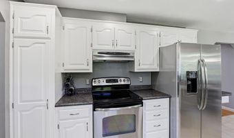 3501 N MORRISON St, Appleton, WI 54911