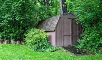 8108 BEECH TREE Rd, Bethesda, MD 20817