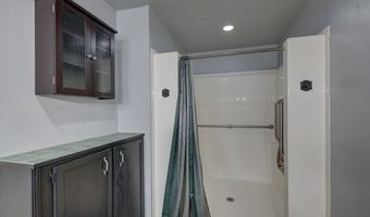 105 Canyon Dr, Alpine, TX 79830