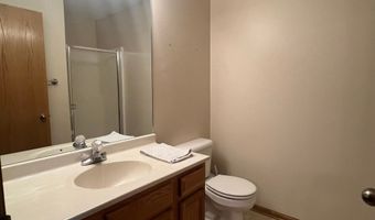 2831 Ashland Ct, Altoona, IA 50009