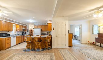 2925 Turner Rd, Auburn, ME 04210