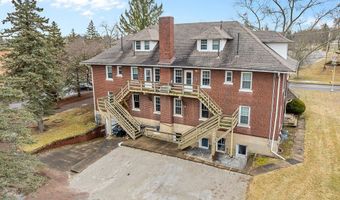 203 Glamorgan St, Alliance, OH 44601