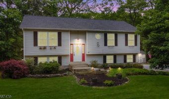 37 Evergreen Rd, Alloway, NJ 07461