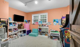 26 Herb Rd, Middletown, NJ 07748