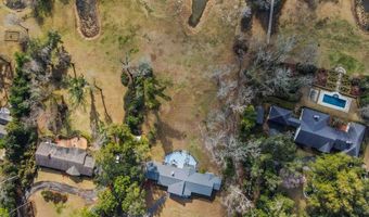1512 Douglas Dr, Bainbridge, GA 39819
