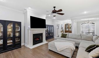 704 Shasta Dr, Albertville, AL 35950