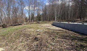 327 South Rd, Bethlehem, NH 03574