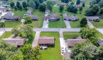 2818 Oakwood Dr, Bardstown, KY 40004