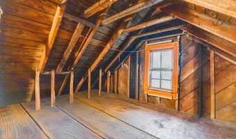 67 Elm St, Andover, NJ 07801