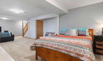 7997 Meades Addn Dr SE, Alexandria, MN 56308