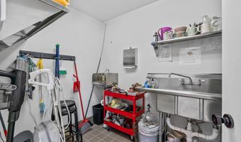 623 E Main St, Anoka, MN 55303