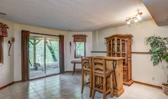608 Manor Ct, Altoona, WI 54720