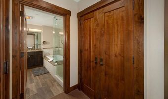 610 COLUMBINE Rd 6109, Breckenridge, CO 80424
