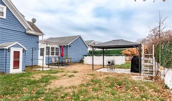 260 Grosvenor Ave, East Providence, RI 02914