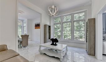 337 Lakeshore Dr, Berkeley Lake, GA 30096