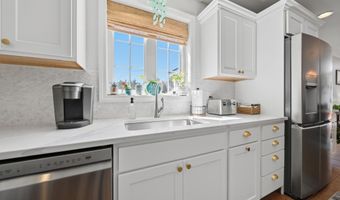 149 Crawford Rd, Chester, NH 03036