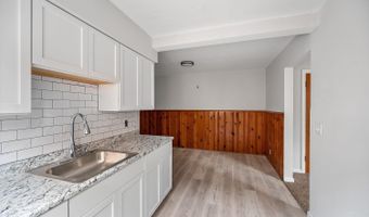 5855 Lathrop Pl, Cincinnati, OH 45224