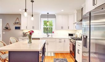 296 Twin Brook Ln, Coventry, RI 02816