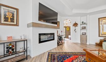 4928 N Prestwick Ave, Bel Aire, KS 67226