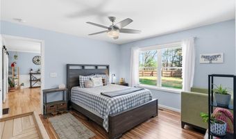 65 SKUNK HILL Rd, Hopkinton, RI 02832