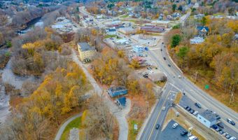 9 Hutchins St, Auburn, ME 04210