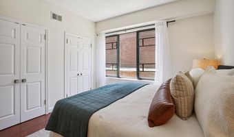1080 WISCONSIN Ave NW 1004, Washington, DC 20007