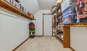 1324 Willow Oak Ct, Avon, IN 46123