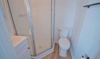 301 E Commerce Way Rd 214 Sea Spray, Atlantic Beach, NC 28512