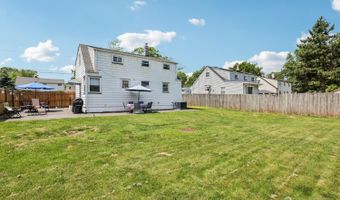 30 Clark Pl, Avenel, NJ 07001