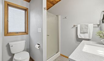 3145 N MORRISON St, Appleton, WI 54911